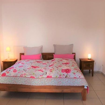 Schoene Ferienwohnung Vor Den Toren Pullman Citys Zwei Aicha vorm Wald 外观 照片